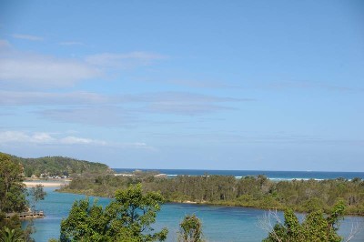 Excellent Home - Fabulous Views Picture