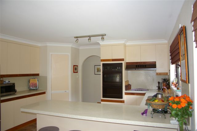 HOME IS WHERE THE STORY BEGINS Picture 2