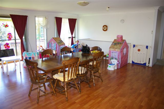 IN TOWN CONVENIENCES Picture 2