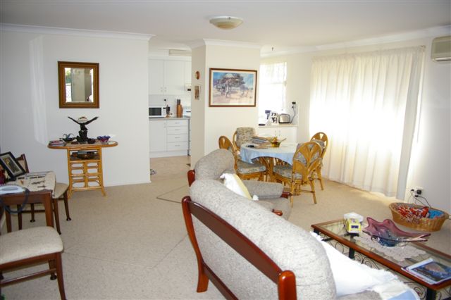 NEAT AS A PIN Picture 3