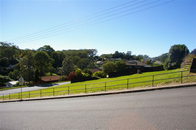 POTENTIAL DEVELOPMENT OPPORTUNITY! Picture 2