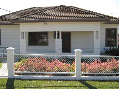 Four Bedroom House on Eastern Side of Town Picture