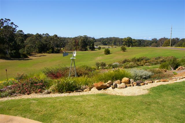 YOUR OWN SLICE OF PARADISE Picture 1