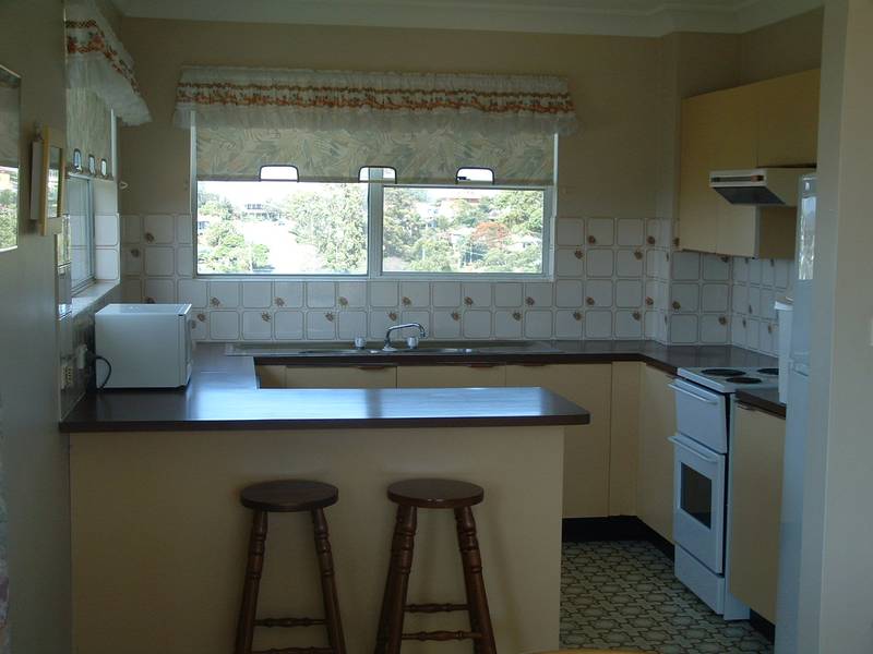 Unit in Town Picture 3