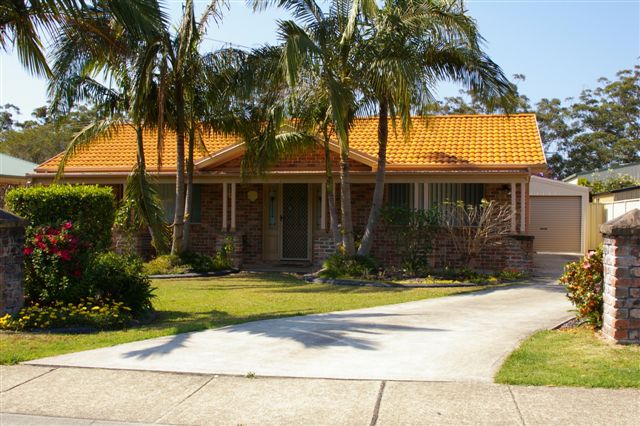 A REAL EYE CATCHER Picture 1