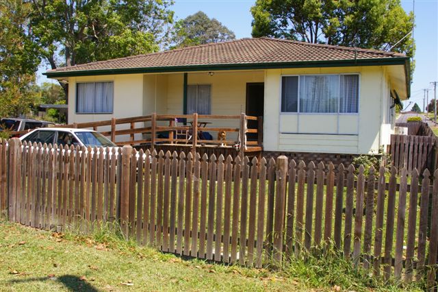 CHEAP AS CHIPS Picture 1