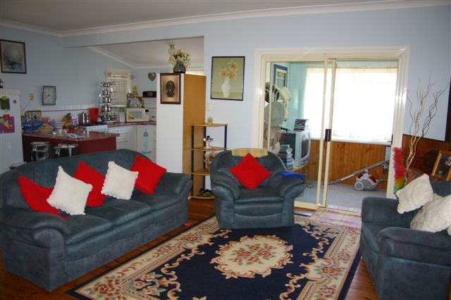 DELIGHTFUL Picture 2