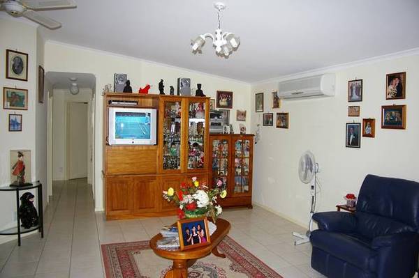 Kick Back, Relax And Enjoy Picture 2