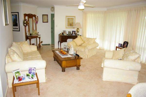 *BE IMPRESSED* @ $450,000 Picture 3