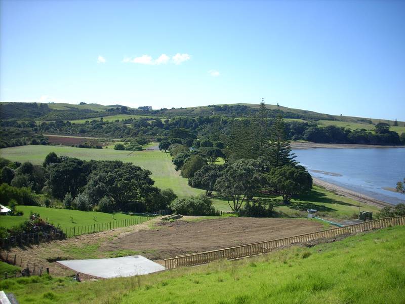 BEACH FRONT RESERVE SECTION Picture 2