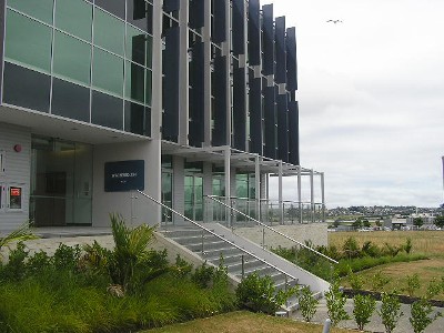 New large office space can be split Picture New large office space can be split Picture