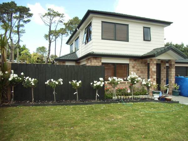 CLOSE TO MANLY VILLAGE Picture 1