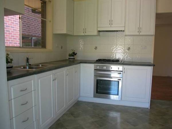 Immaculately Presented 3 Bedroom, New Kitchen and Bathroom! Picture Immaculately Presented 3 Bedroom, New Kitchen and Bathroom! Picture