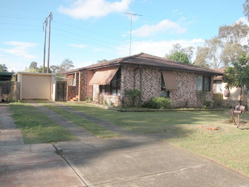 Genuine vendor - must sell Picture 1