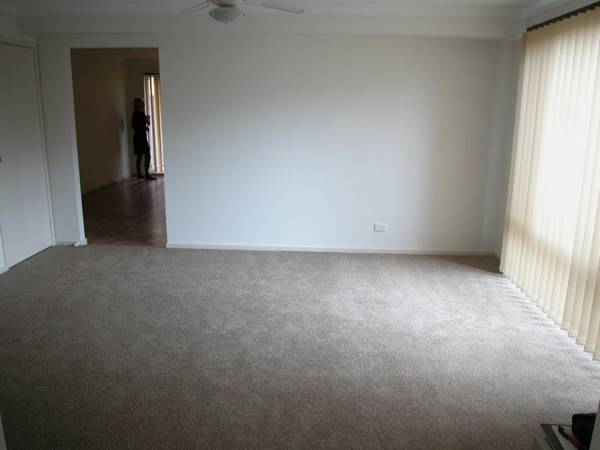 As New 3 Bedroom Townhouse With Ensuite and Ducted Air Conditioning! Picture