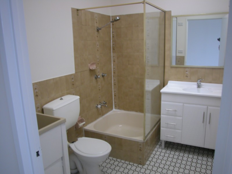 Close to Everything! Picture 3