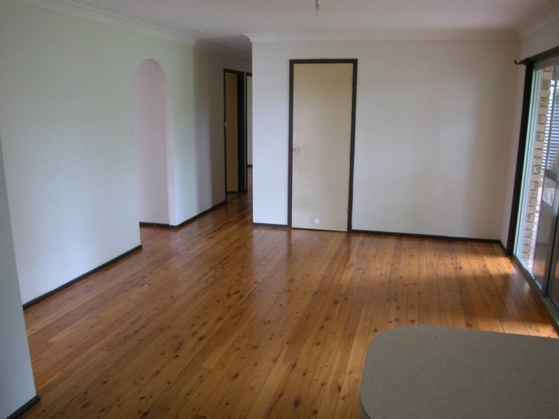 Well Presented 3 Bedroom Family Home Picture 3