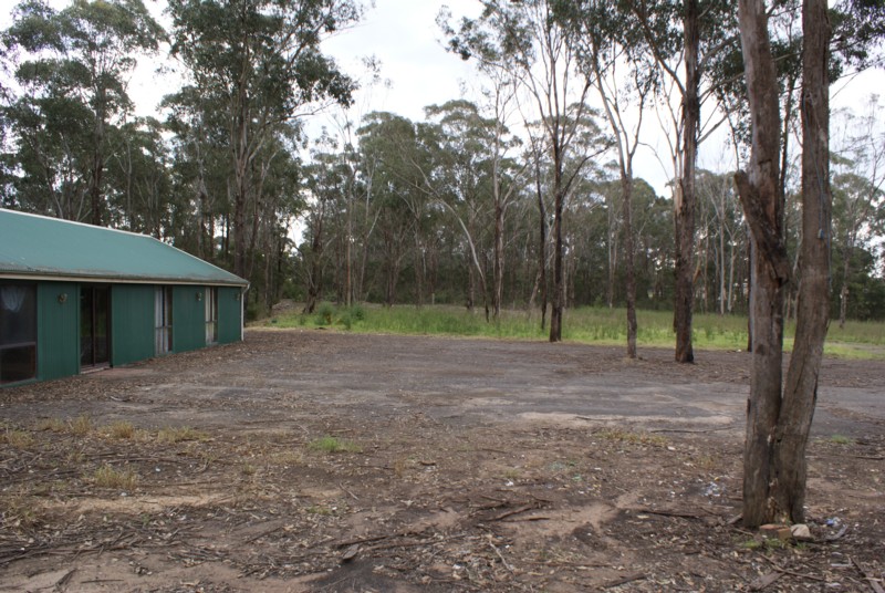 5 acres with large shed AND DA approval for a home Picture 3