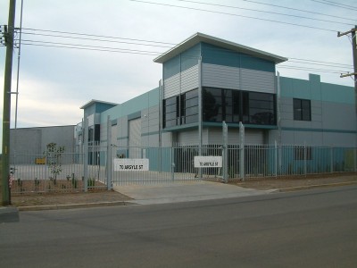 Modern Industrial Unit - Convenient Location Picture
