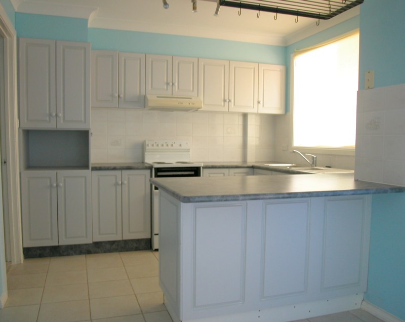 Modern three bedroom Townhouse Picture 2