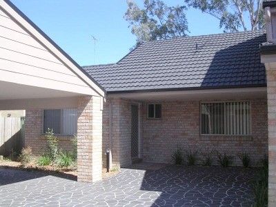 Single level 'over 55's' villa Picture