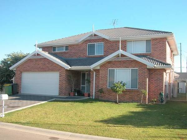 Walk to Town Picture 1