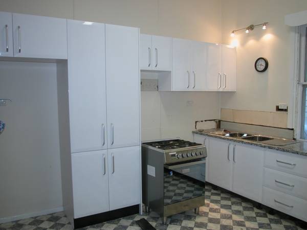 Renovated In The Middle Of Richmond!!! Picture 2