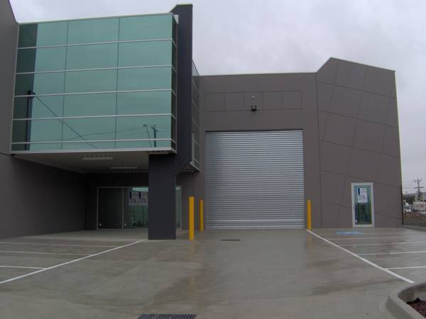 Brand new Warehouse/Factory Picture 1