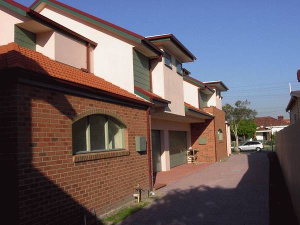 FANTASTIC RESIDENTIAL INVESTMENT OPPORTUNITY Picture 1