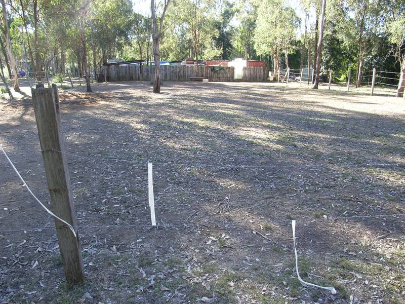 LARGE BLOCK FOR INVESTMENT Picture 1