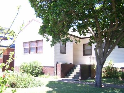 1 BEDROOM DUPLEX - Picture