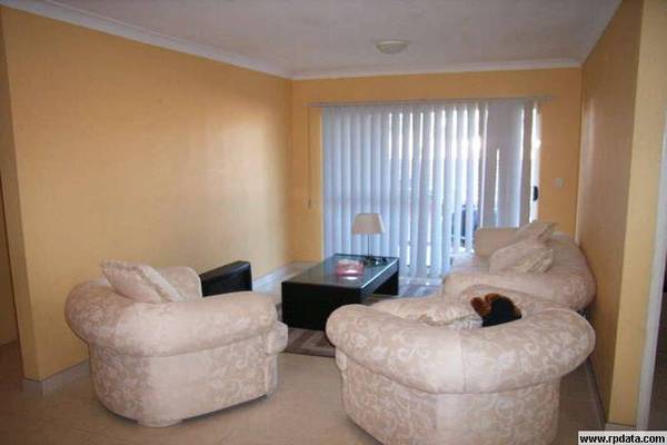 WELL PRESENTED Picture 2