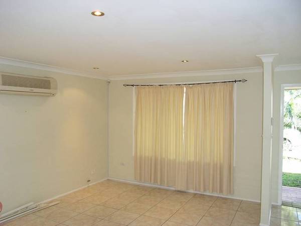 GREAT LOCATION CLOSE TO SCHOOL Picture 3