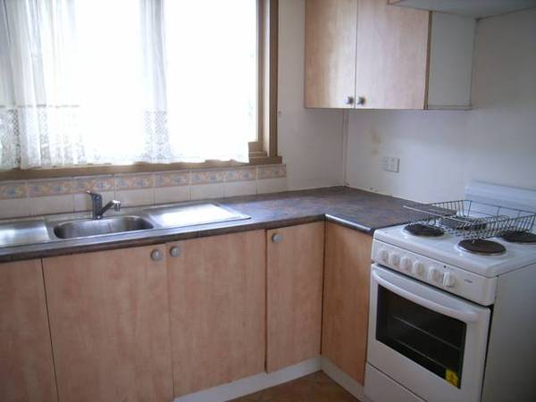 GOOD SIZE YARDS Picture 2