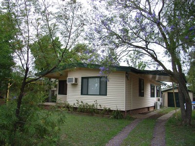 CHARMING COTTAGE STYLE HOME Picture