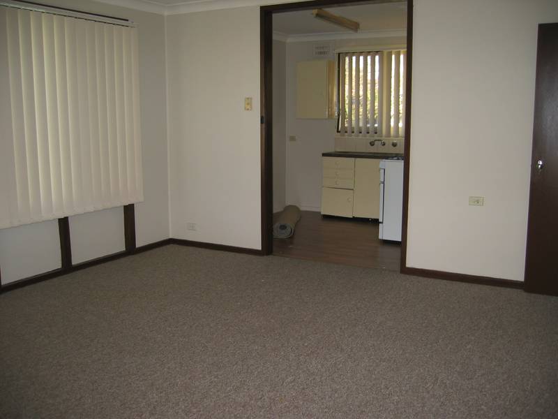 ARE YOU LOOKING FOR AN INVESTMENT PROPERTY? Picture 3
