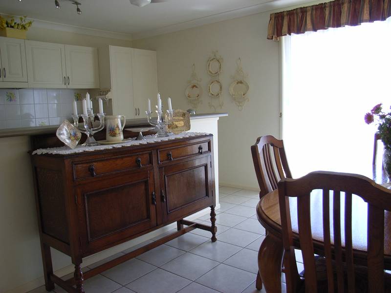 IMMACULATE PRESENTED FAMILY HOME Picture 2