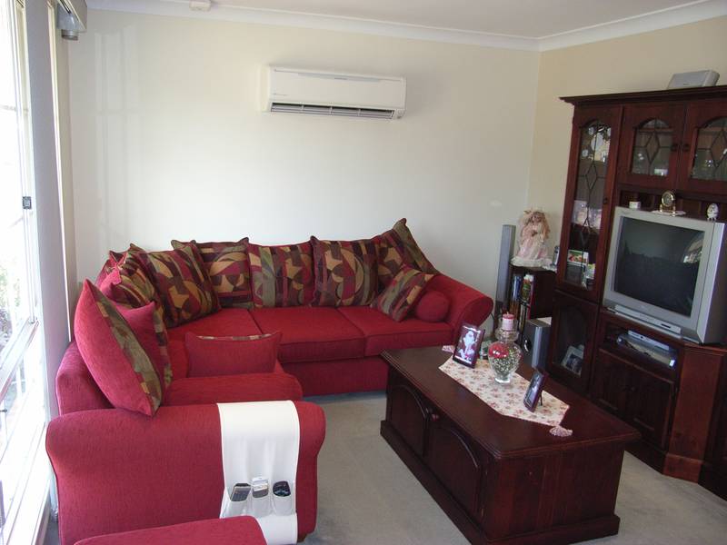 NOT A CENT TO SPEND Picture 2