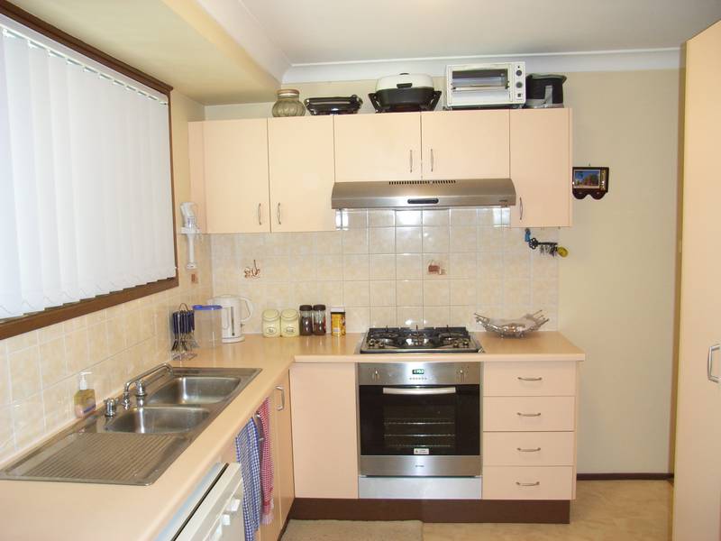 GREAT FAMILY
HOME!! Picture 3