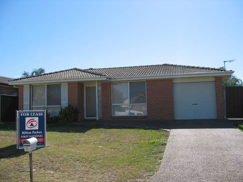 EXCELLENT FAMILY HOME Picture 1