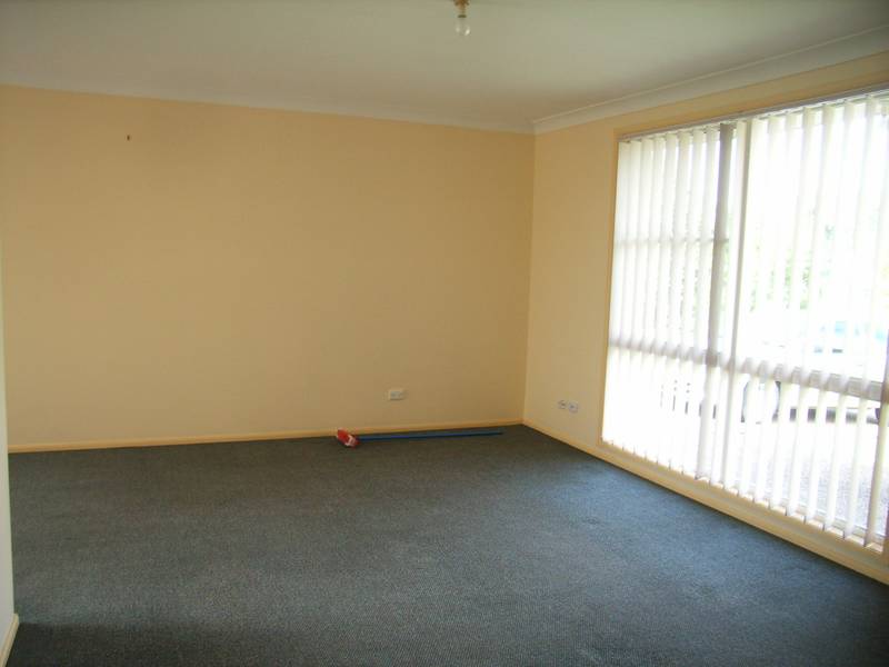 EXCELLENT FAMILY HOME Picture 2