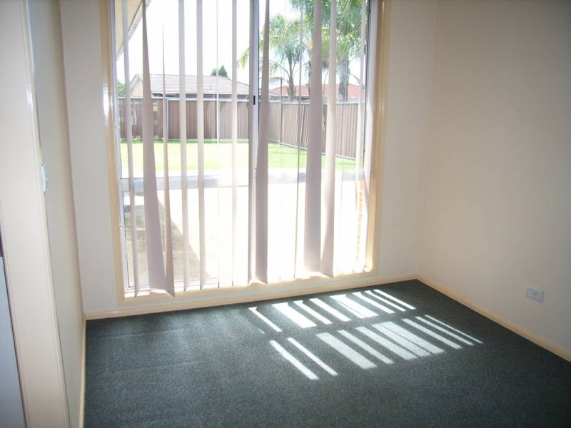 EXCELLENT FAMILY HOME Picture 3