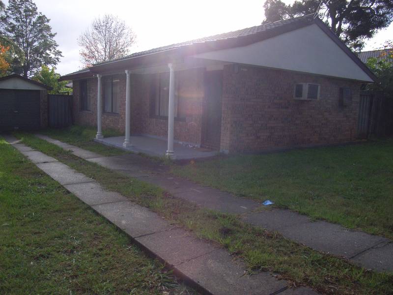 INVESTORS WELCOME Picture 2