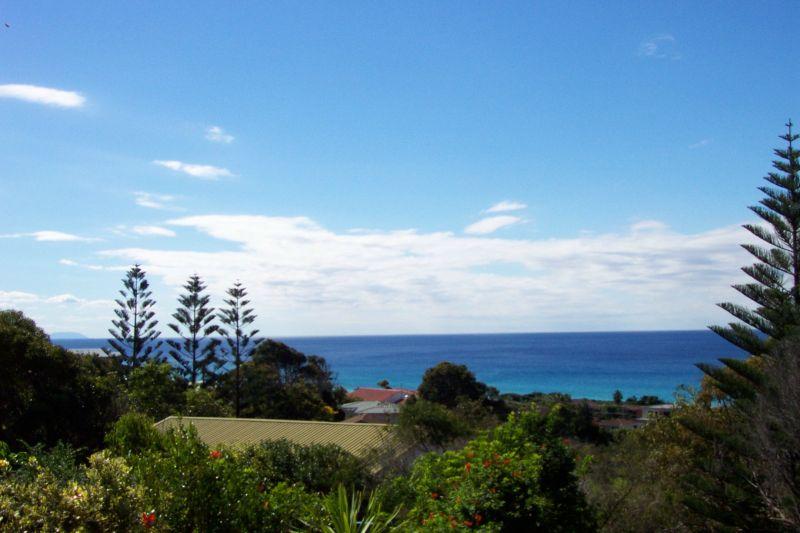 MILLIONAIRES ROAD Picture 2