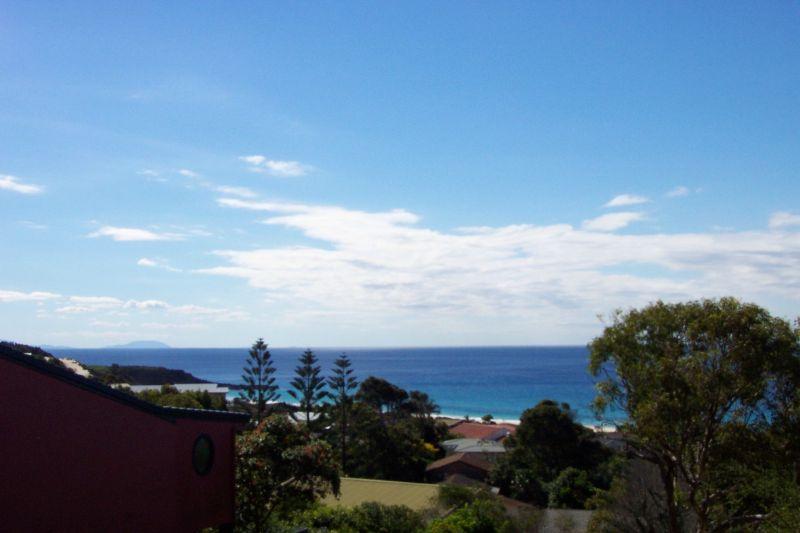 MILLIONAIRES ROAD Picture 3