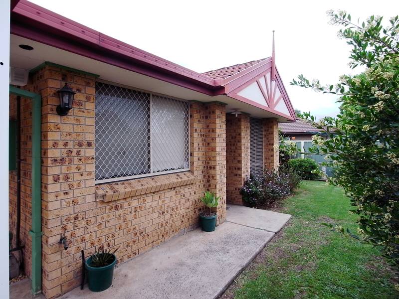 FOR THE ENTERTAINING FAMILY Picture 3