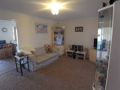 FABULOUS FAMILY HOME Picture