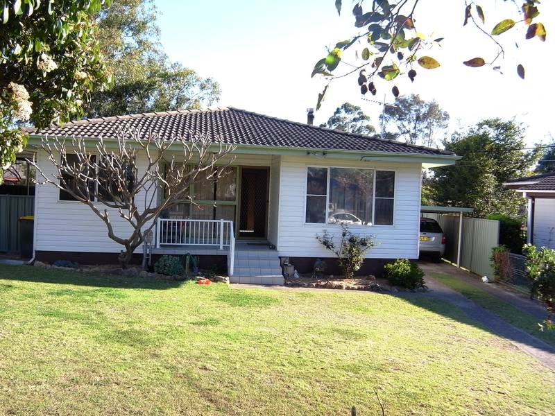 DON'T LET THIS ONE PASS!! Picture 1