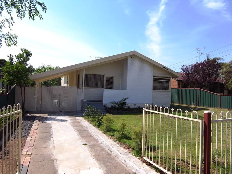 FULLY RENOVATED WITH NOT A CENT TO SPEND Picture 1