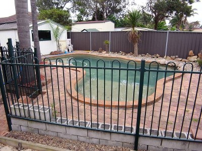 SPECTACULAR FAMILY HOME Picture